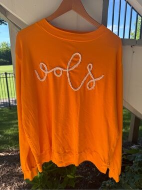 EUC Stewart Simmons women’s XL Tennessee Vols gameday orange L/S shirt. Vols